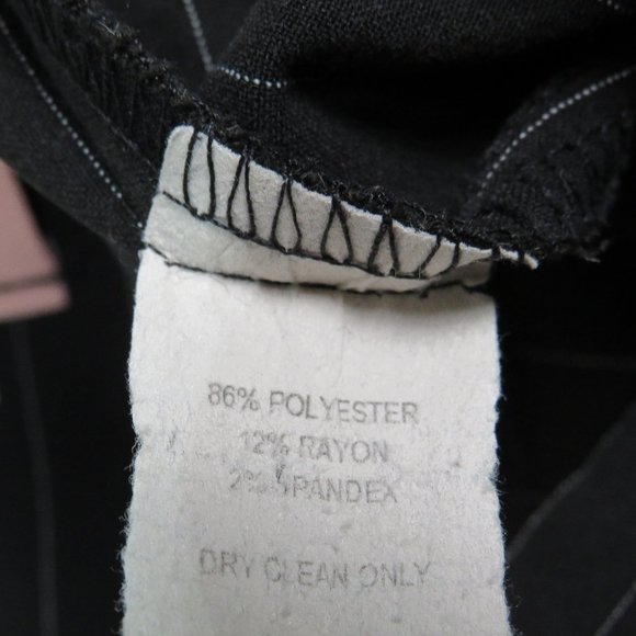 XXI* Women's Front Zipper Hook Button Closure Dress Pants~ Size Medium - Picture 5 of 9